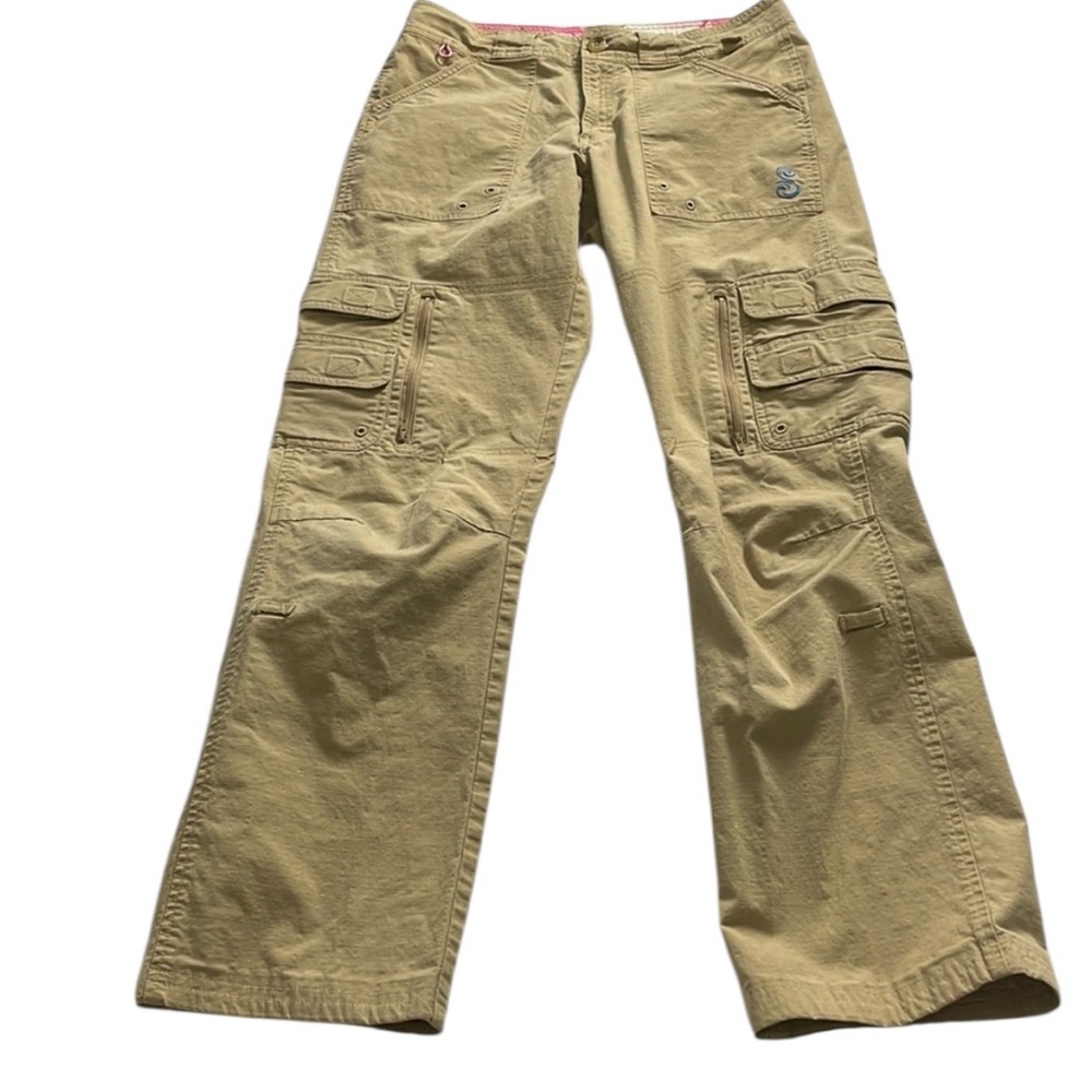 Women’s size small SHE Outdoor Apparel Tan Cargo Pants